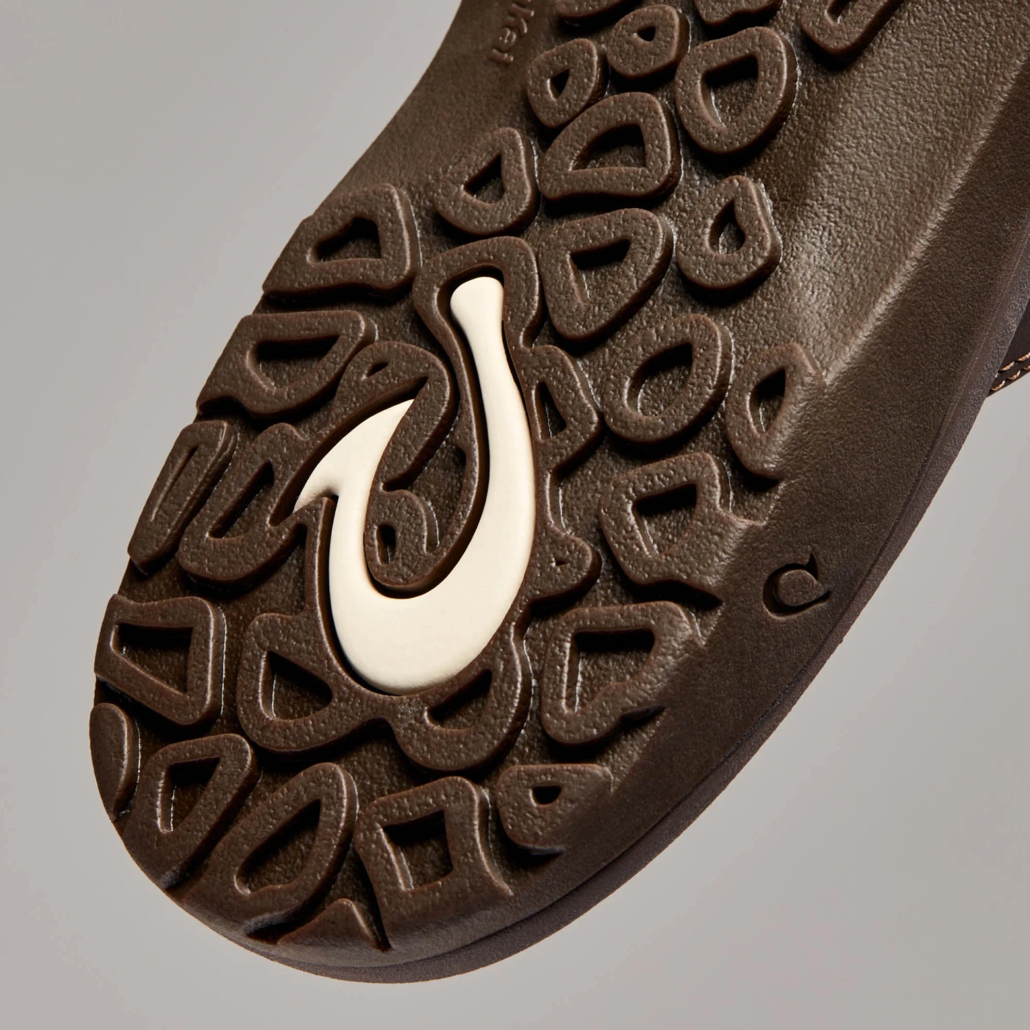 OluKai 'Ohana – Dark Java / Ray - Image 8