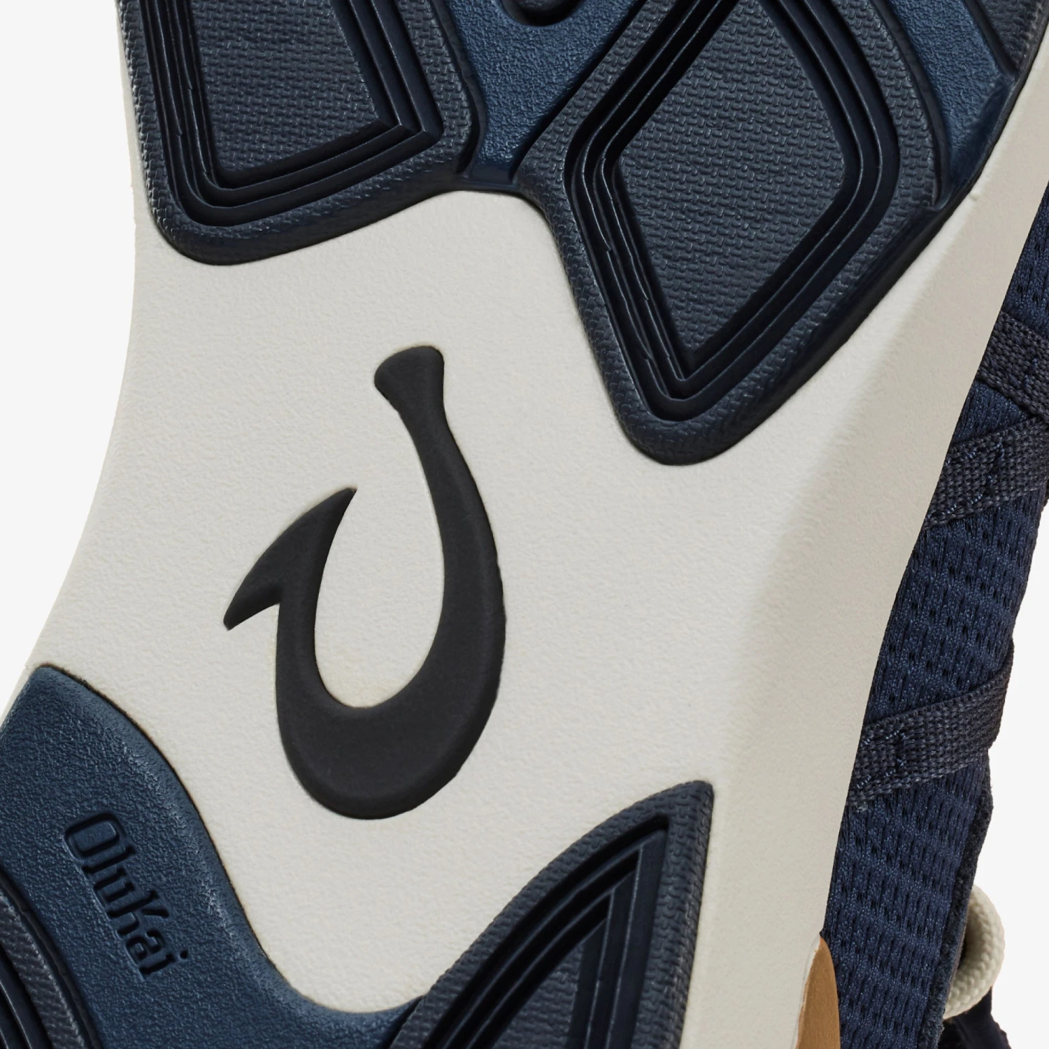 OluKai Mio Lī – Trench Blue / Natural - Image 9