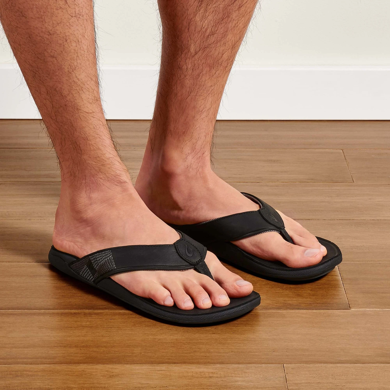 OluKai Tuahine – Black - Image 2