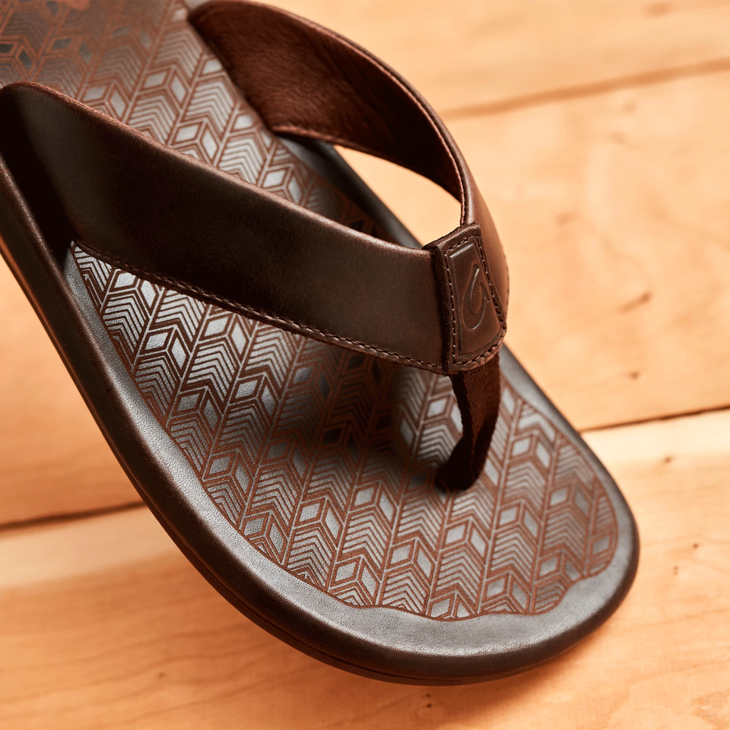 OluKai 'Ilikai – Dark Wood - Image 3