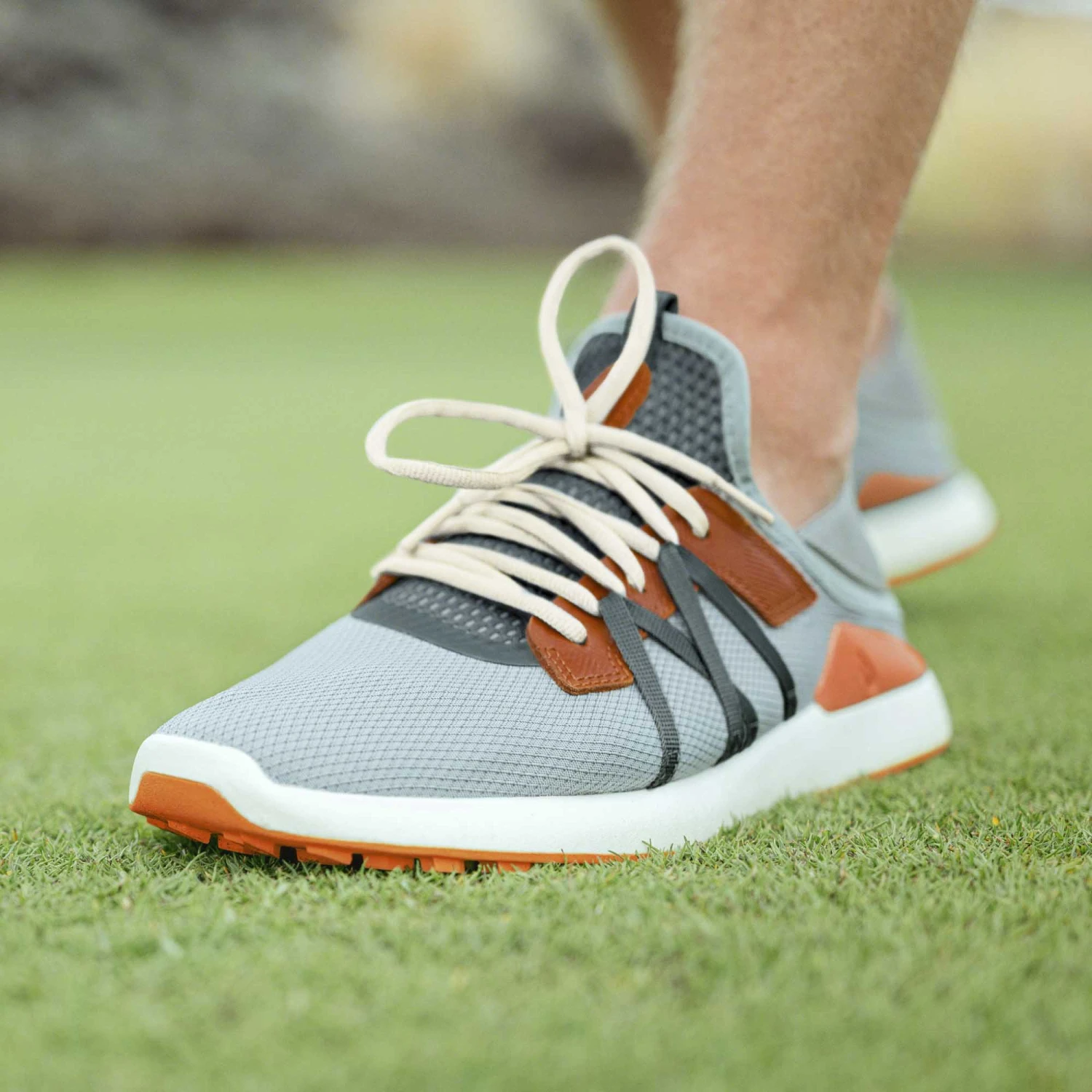 OluKai Manele – Pale Moss / Molten Orange - Image 2