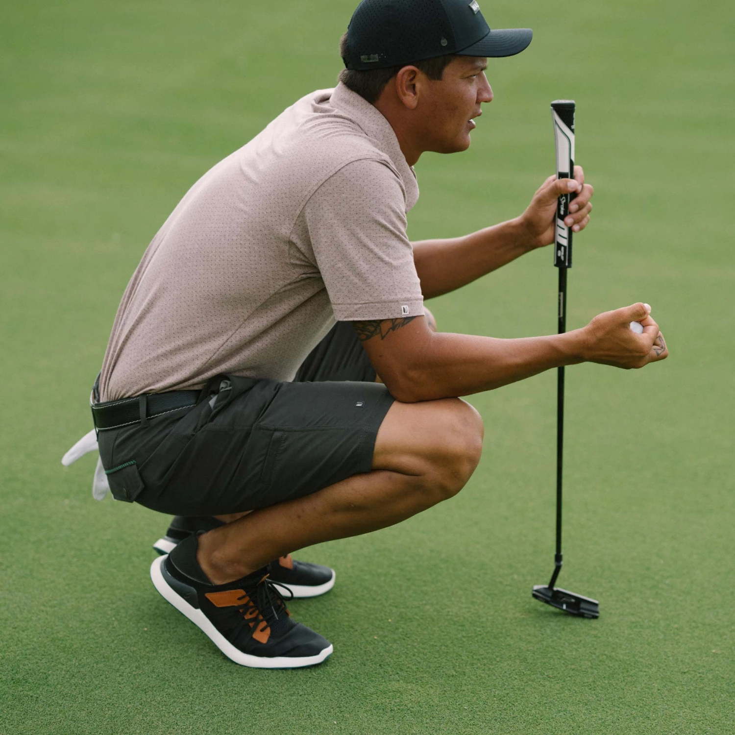 OluKai Manele – Black / Dark Shadow - Image 2