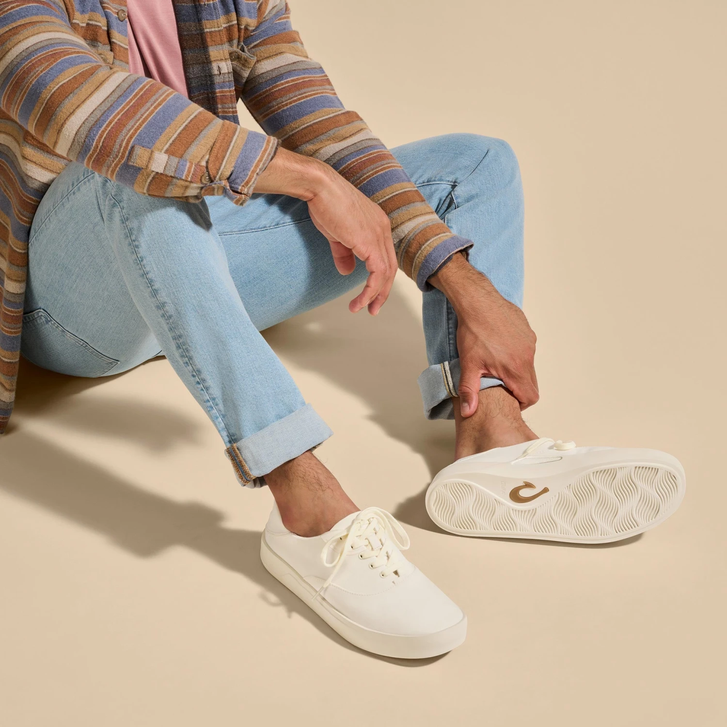OluKai Tradewind – Off White / Off White - Image 4