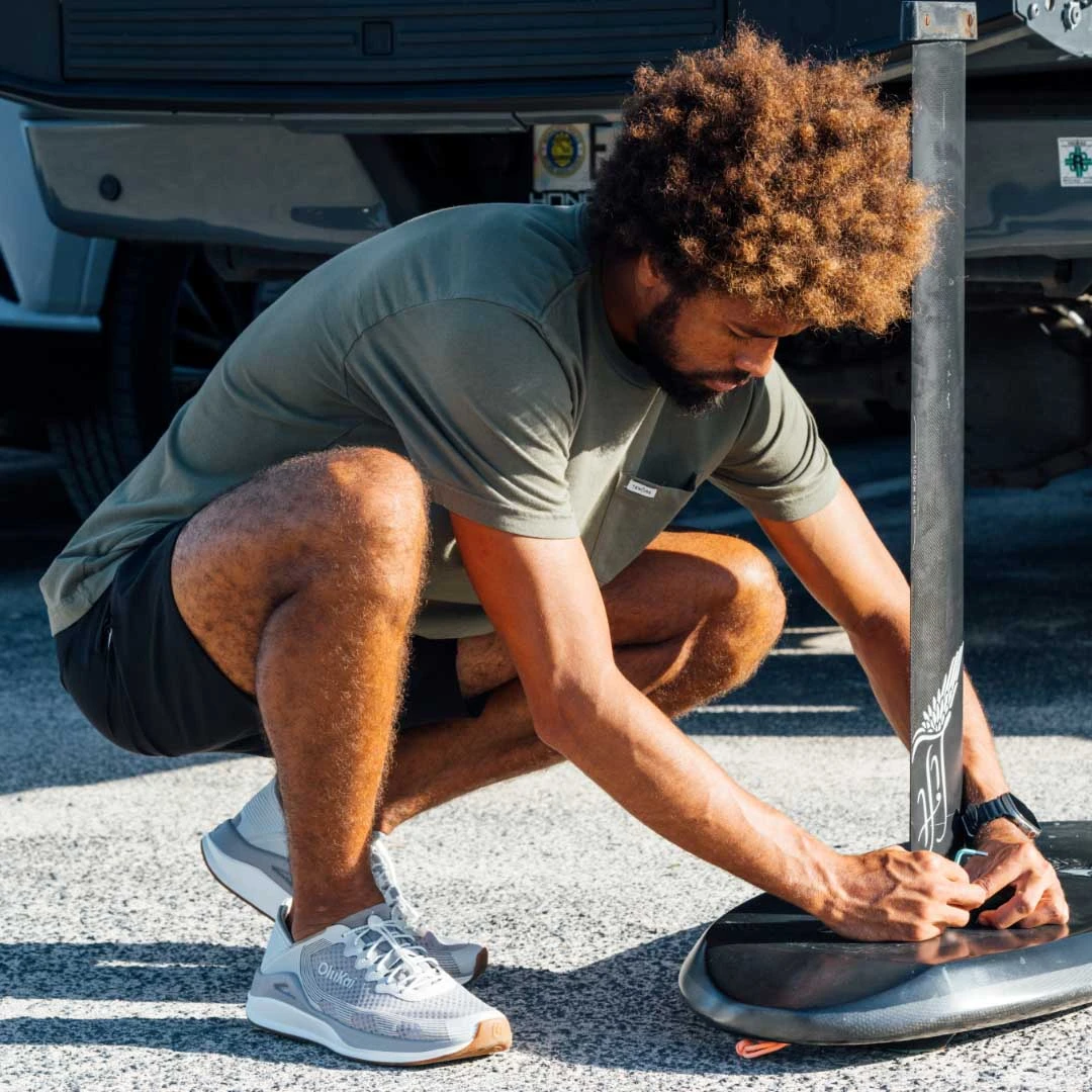 OluKai 'Ahi – Ash / Sterling - Image 10