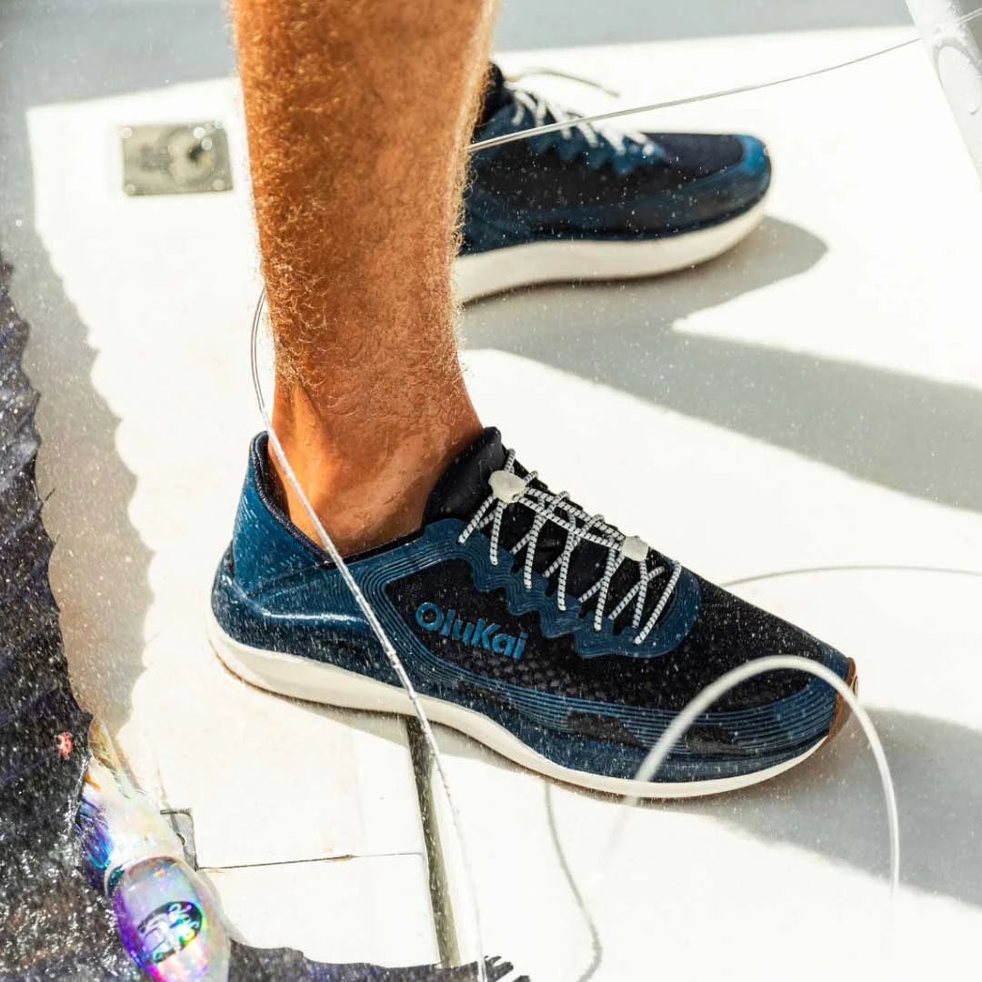 OluKai 'Ahi – Mood Indigo / Coastal Blue - Image 2