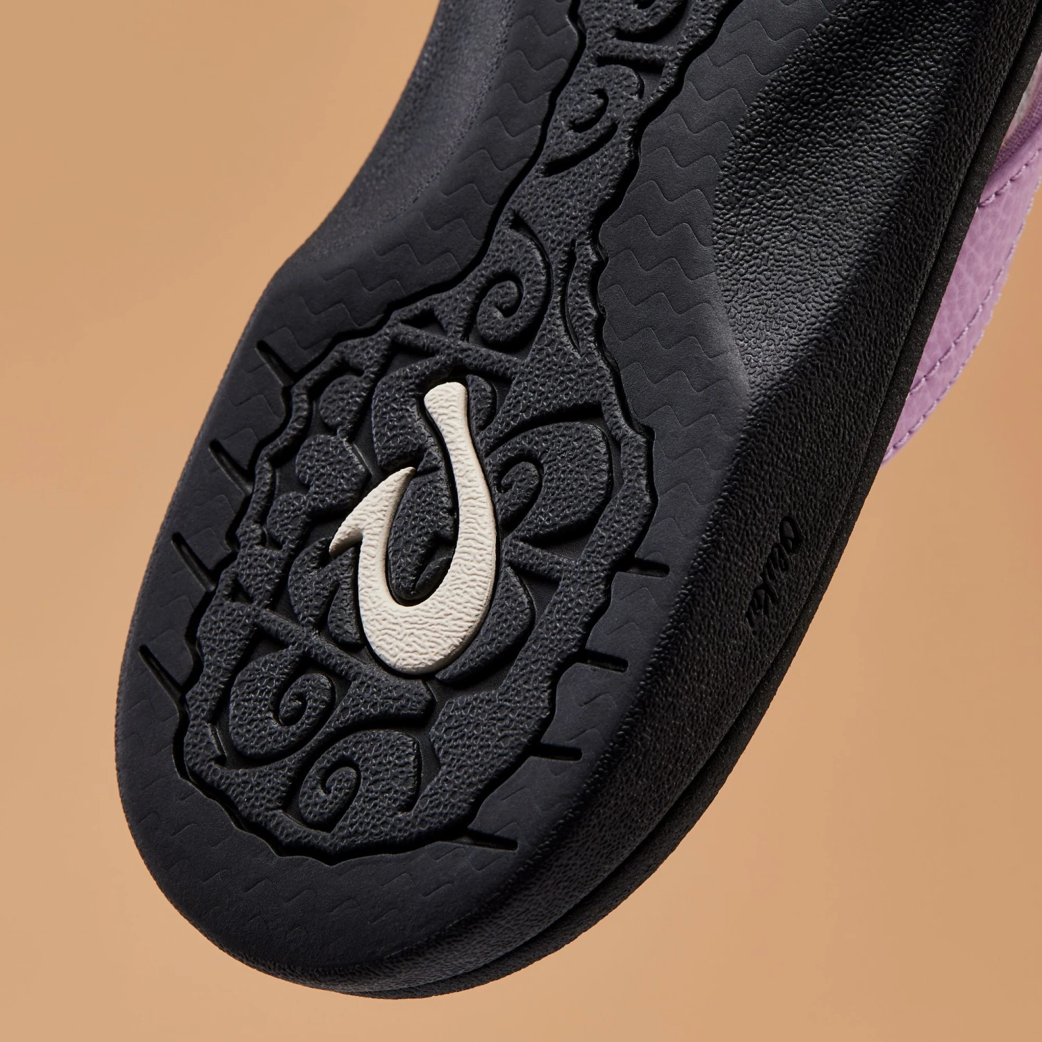 OluKai 'Ohana – Paradise Pink / Lava Rock - Image 6