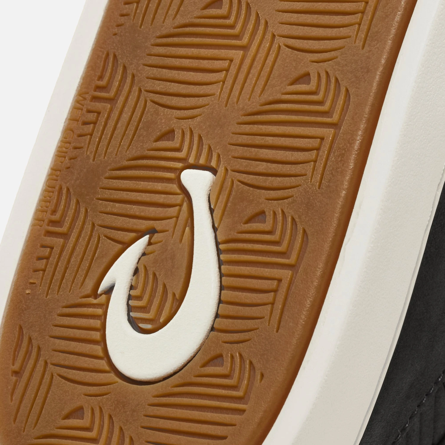 OluKai Pehuea Leather-Onyx / Onyx - Image 8