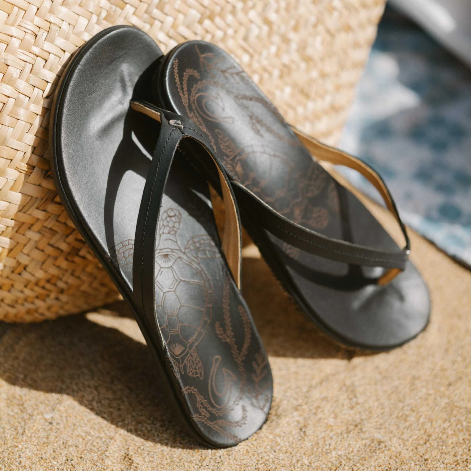 OluKai Honu – Black - Image 6
