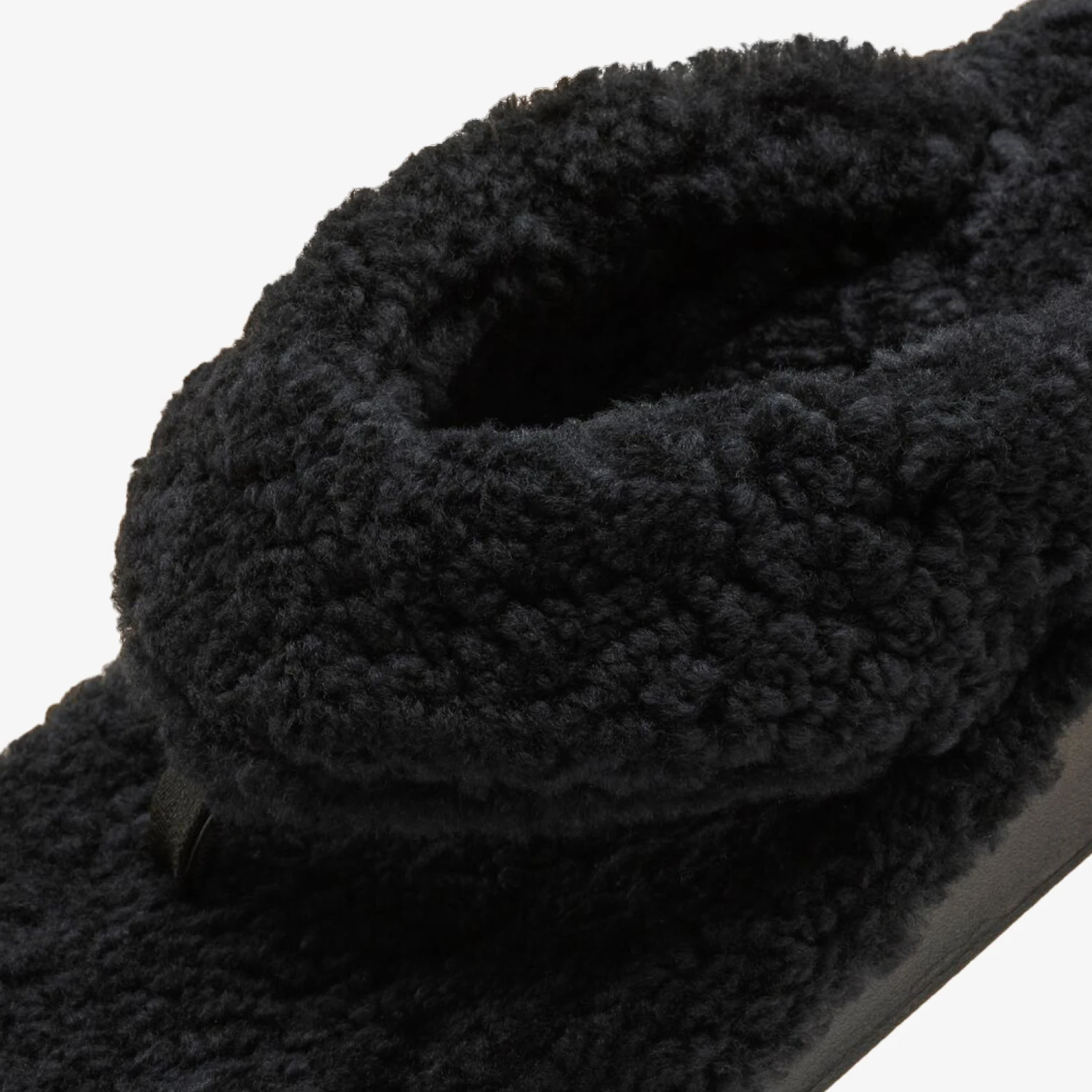 OluKai Kīpe'a Heu – Black - Image 3