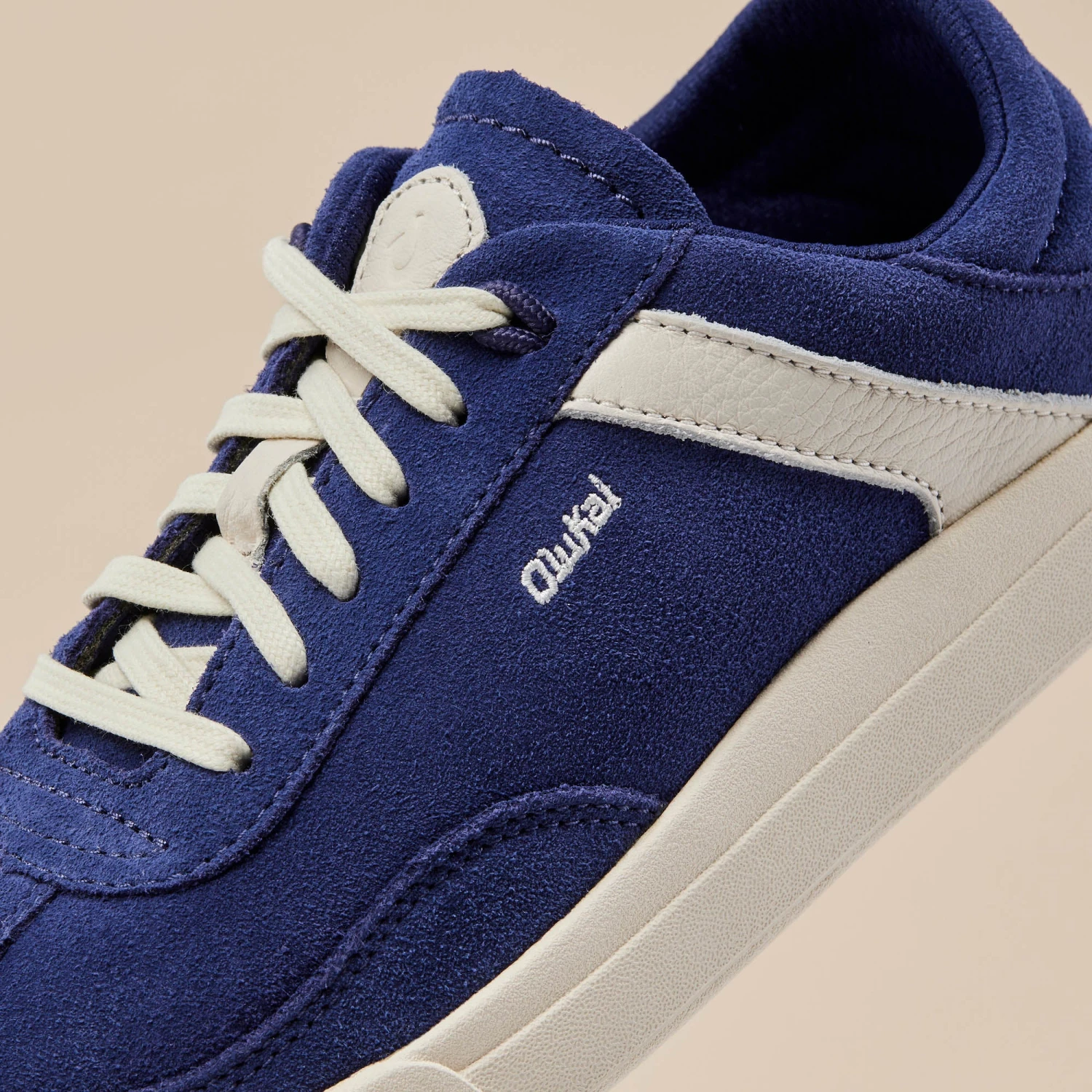 OluKai Hā'upu – Navy / Off White - Image 3