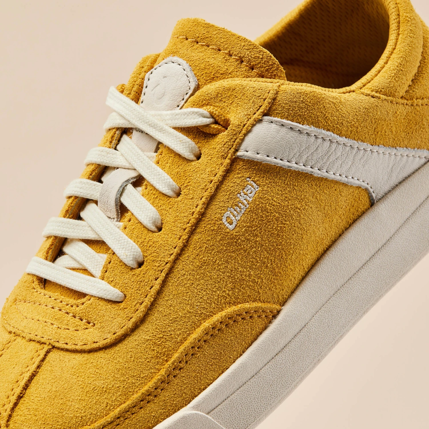 OluKai Hā'upu – Mustard / Off White - Image 3