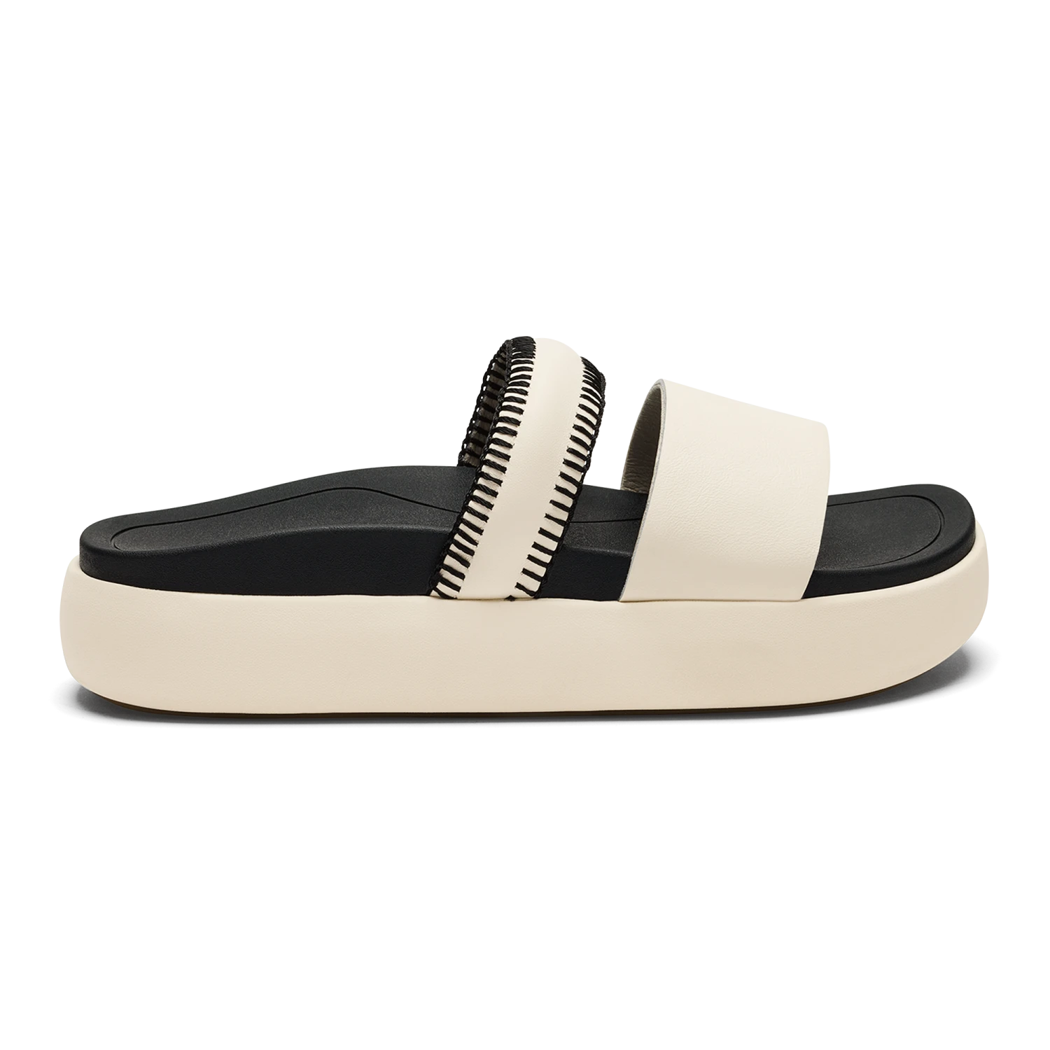 OluKai Pae – White Sand / Lava Rock
