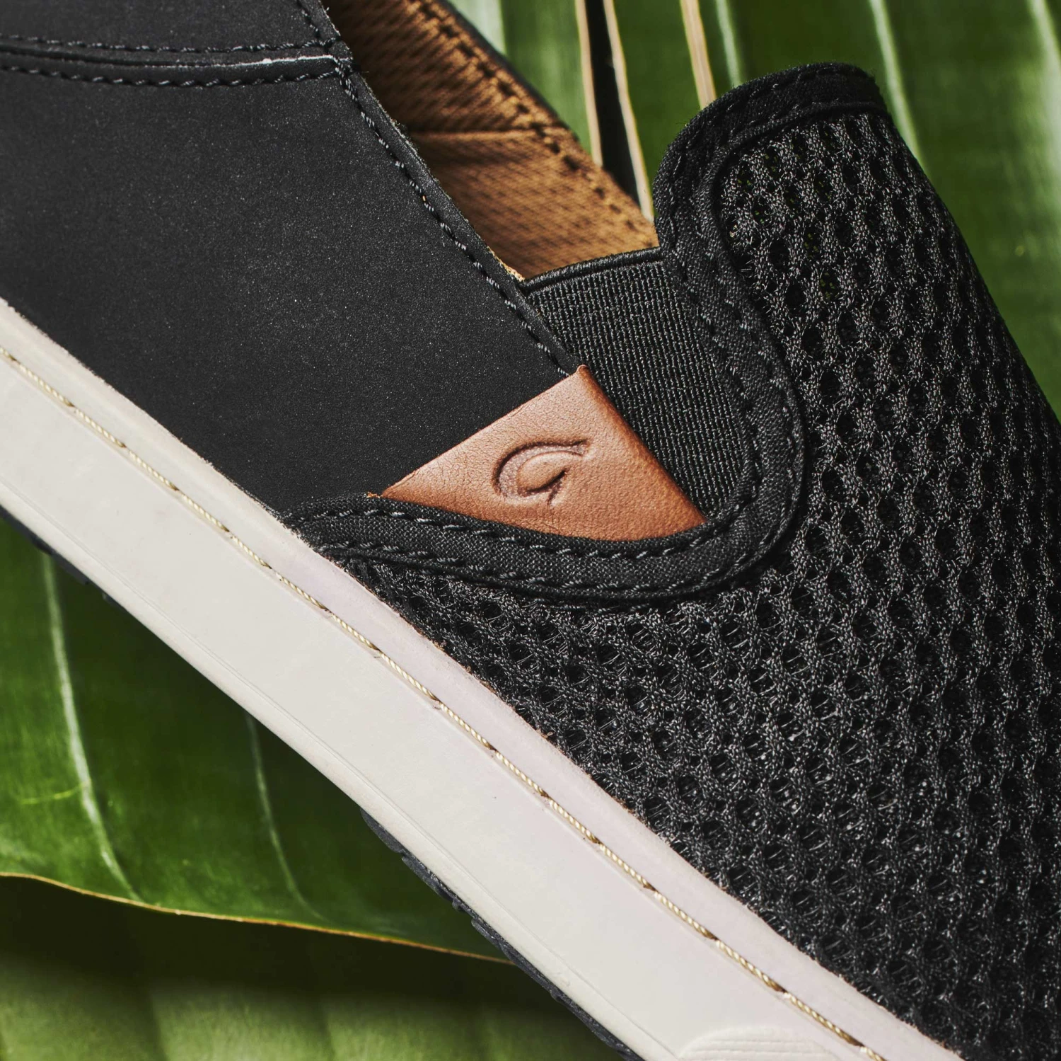 OluKai Pehuea – Black - Image 3
