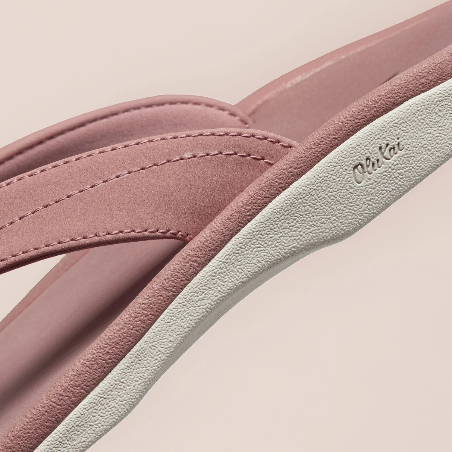 OluKai 'Ohana – Coral Rose - Image 5
