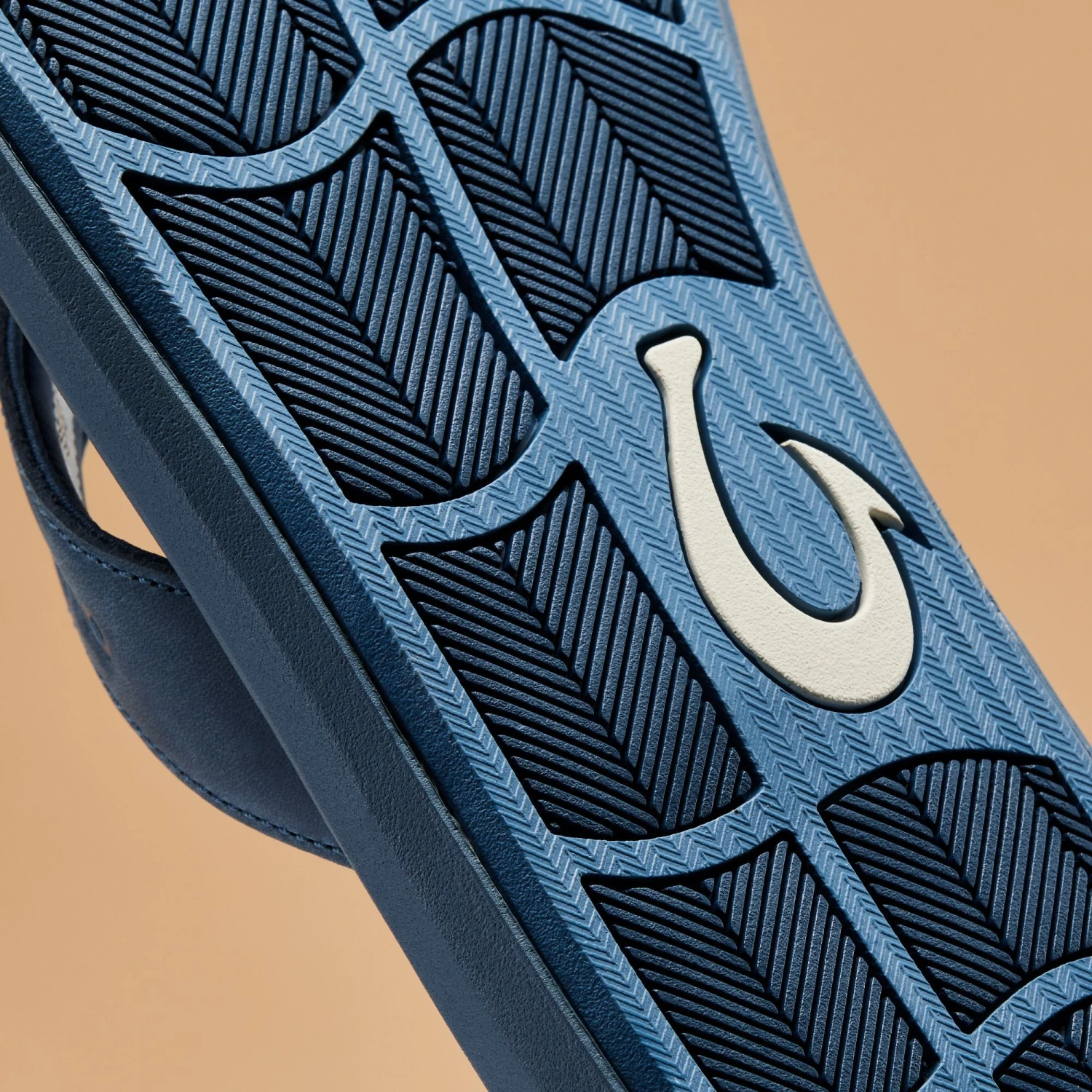 OluKai Pili – Blue Fog / Coastal Blue - Image 7