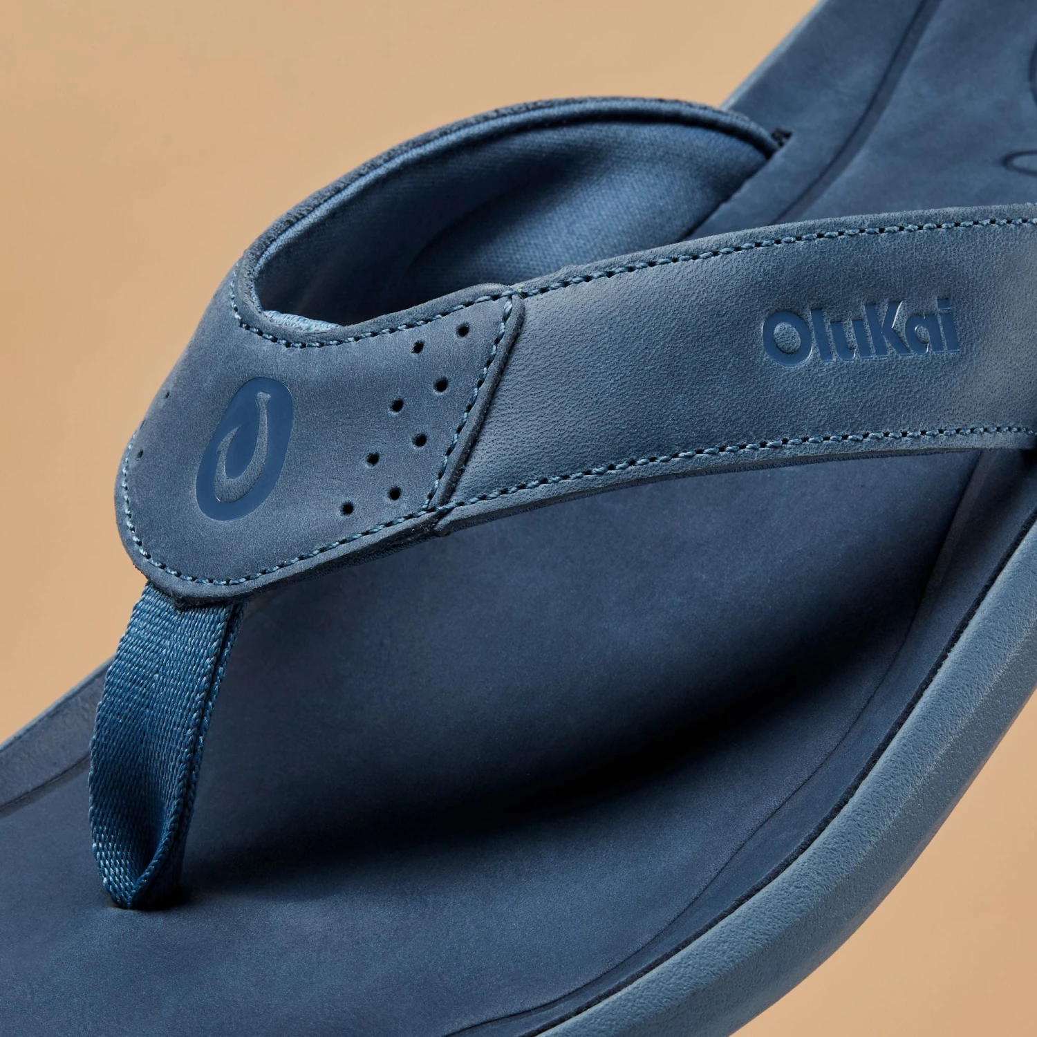 OluKai Pili – Blue Fog / Coastal Blue - Image 3