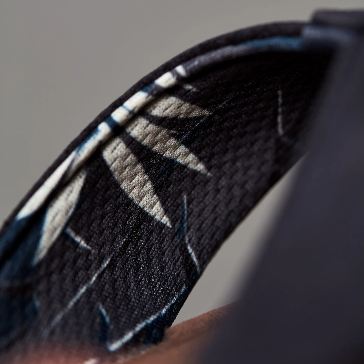 OluKai Tuahine – Trench Blue / Dark Wood - Image 6